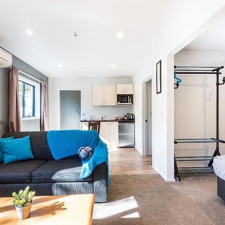 Modern Private Apartment Wanaka Exteriör bild