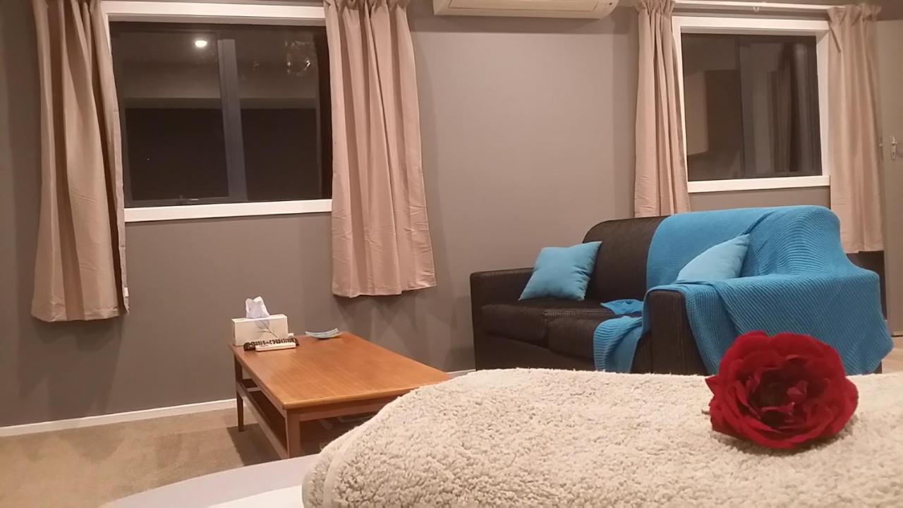Modern Private Apartment Wanaka Exteriör bild